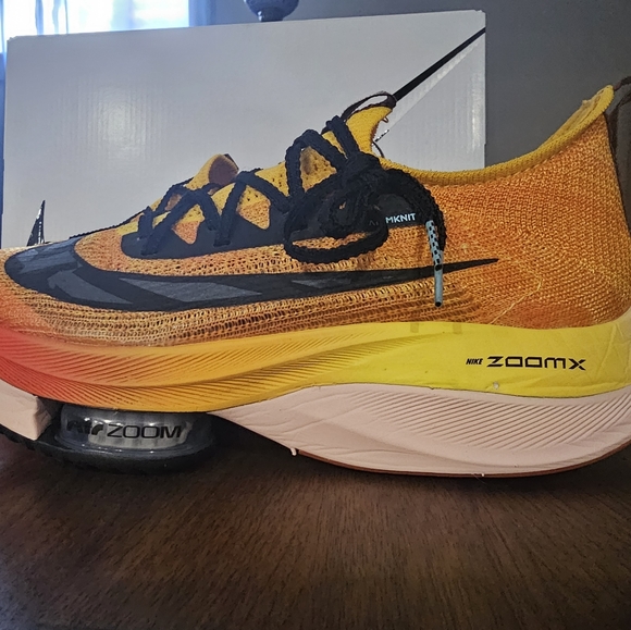 Nike Air Zoom Alpha Next - Picture 2 of 4